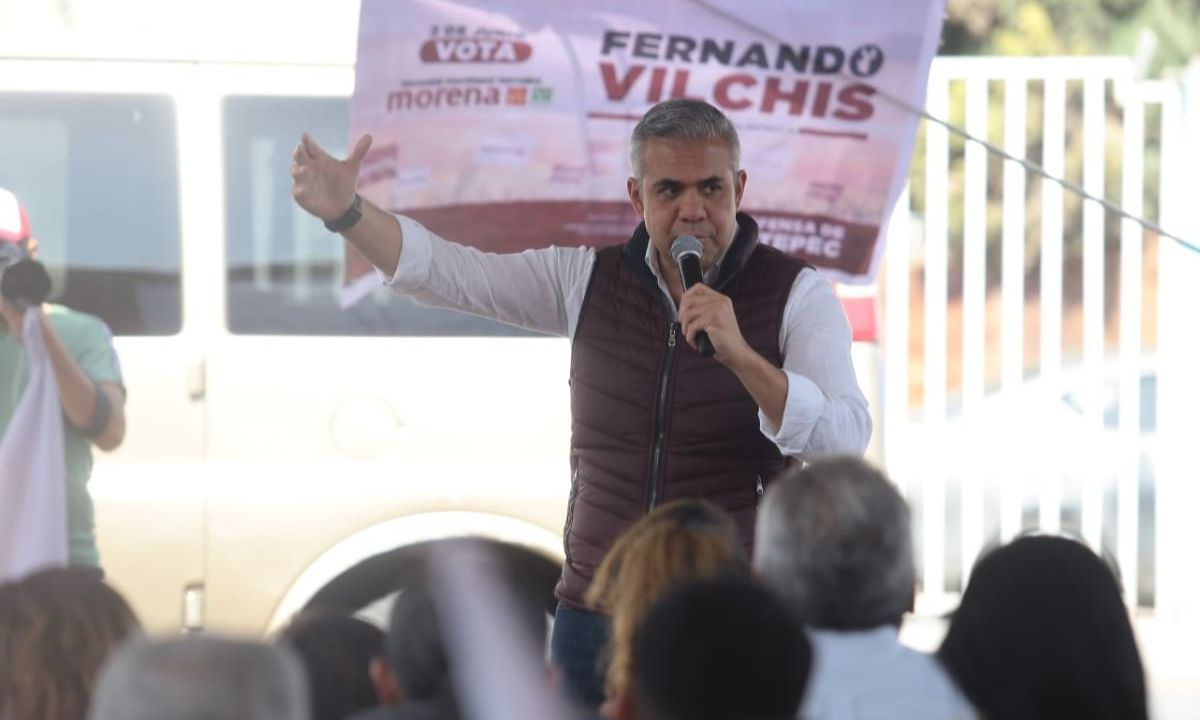 Fernando Vilchis inicia campaña con recorridos a ras de piso en Ecatepec