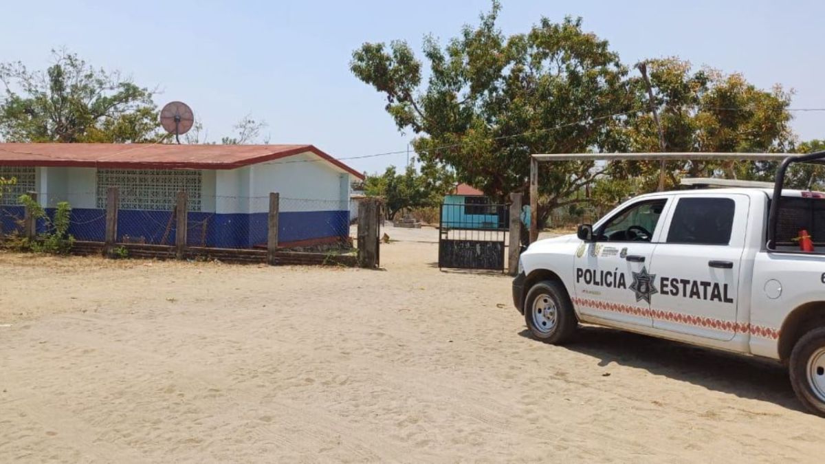 ASALTO. Luego de la agresión, los planteles escolares de la sierra de Coyuca de Benítez permanecen cerrados y con clases virtuales.