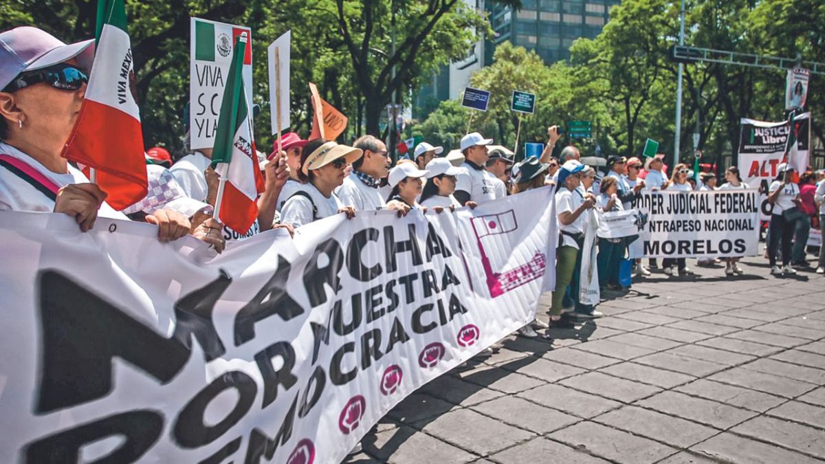 Protesta. Trabajadores del Poder Judicial de la Federación realizaron una movilización pacífica, al son de “Justicia Libre” defendieron a la ministra de la SCJN, Norma Piña.