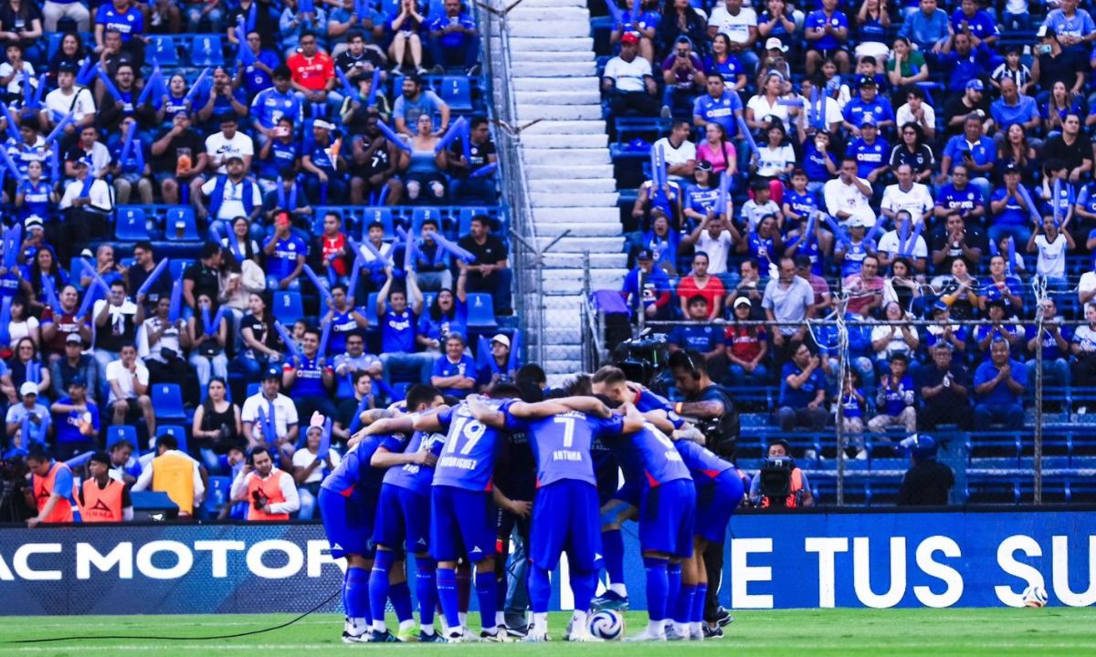 Con miras a los últimos dos partidos del torneo Clausura 2024, la LigaMX confirmó los partidos entre Cruz Azul y América para definir al nuevo campeón del futbol mexicano los días 23 y 26 de mayo