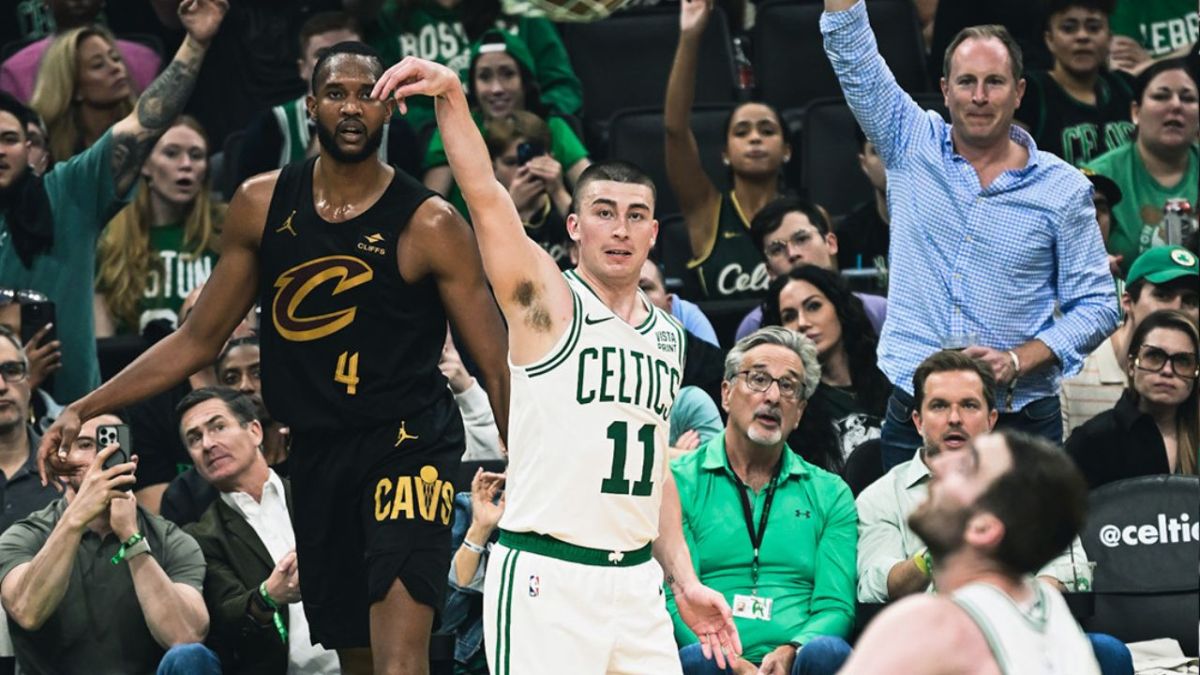 Con un primer período en el que lograron 40 puntos y como amplios dominadores del juego, los Celtics de Boston derrotaron 120-95 a los Cavaliers de Cleveland