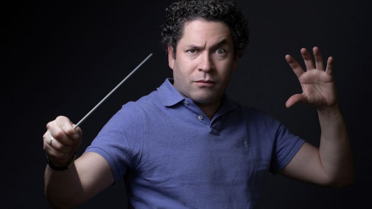 El director de orquesta venezolano Gustavo Dudamel asegura que tuvo que abandonar su cargo de responsable musical de la Ópera de París hace un año porque no le quedaba "otra opción"