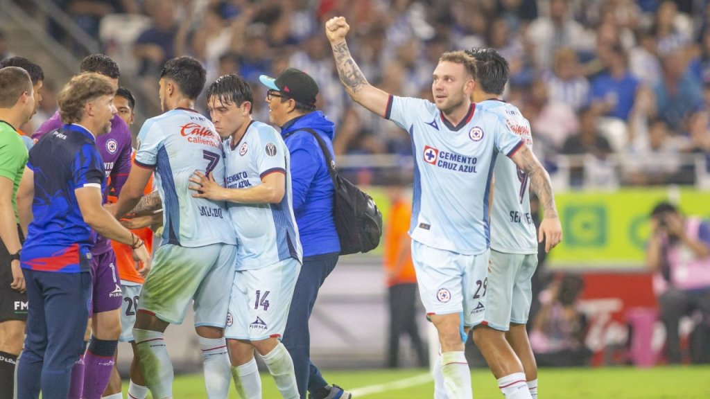 El equipo de Cruz Azul sacó una ligera ventaja de Monterrey, al vencer 1-0 a Rayados en la ida de las semifinales del Clausura 2024.