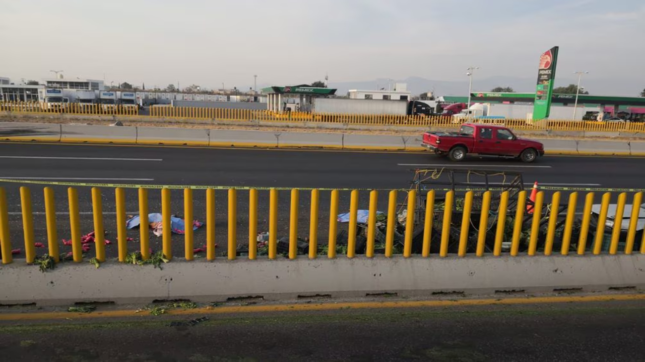 Saldo de 2 personas muertas en accidente automovilístico/ Foto: Iván Montaño