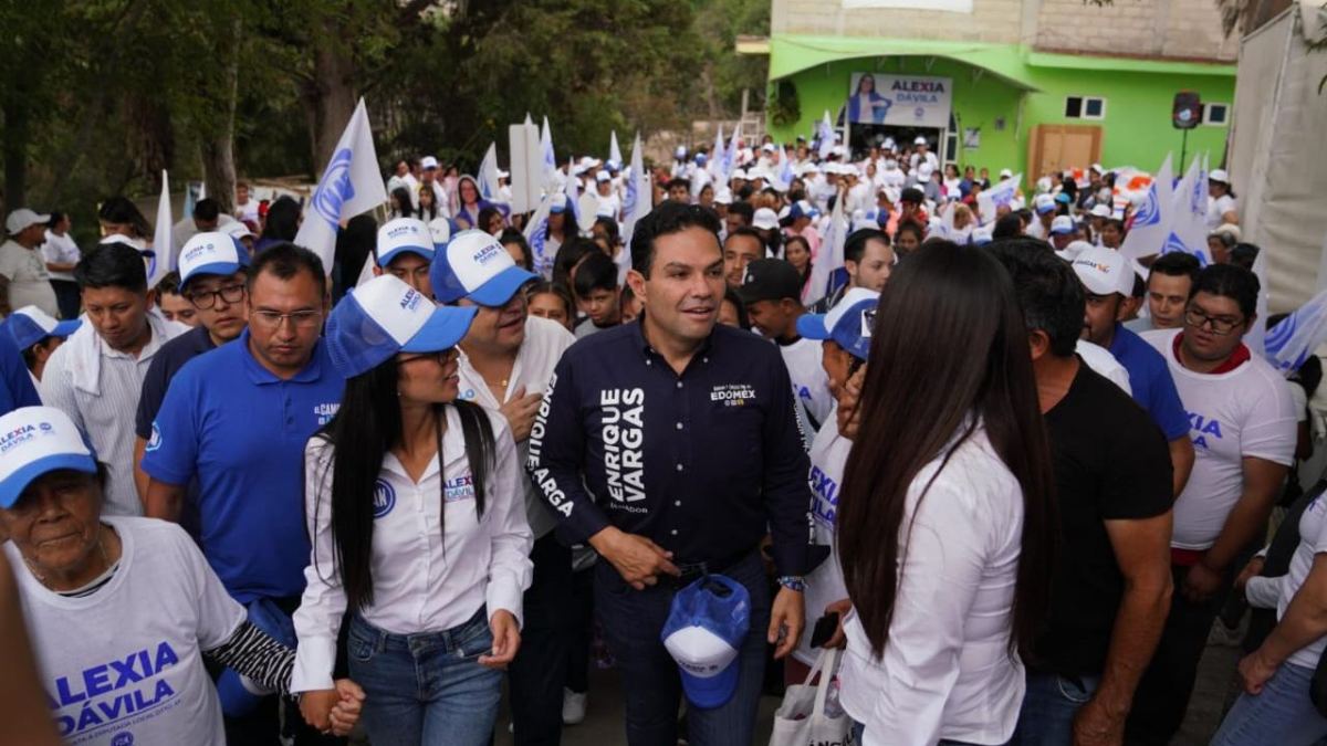 Tras recorrer algunos puntos de Nicolás Romero, Enrique Vargas del Villar, aseguró que este municipio merece tener un gran gobierno