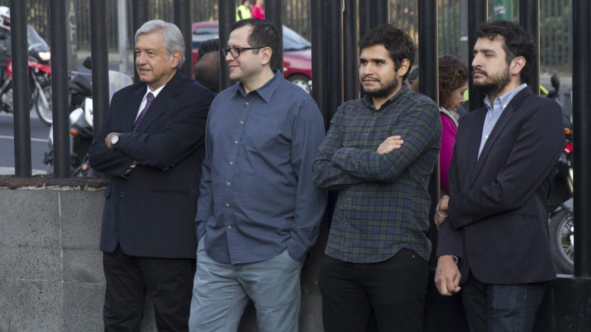 Andrés Manuel López Obrador reveló este viernes que pidió a sus tres hijos mayores que aclaren todas “las calumnias” que han padecido