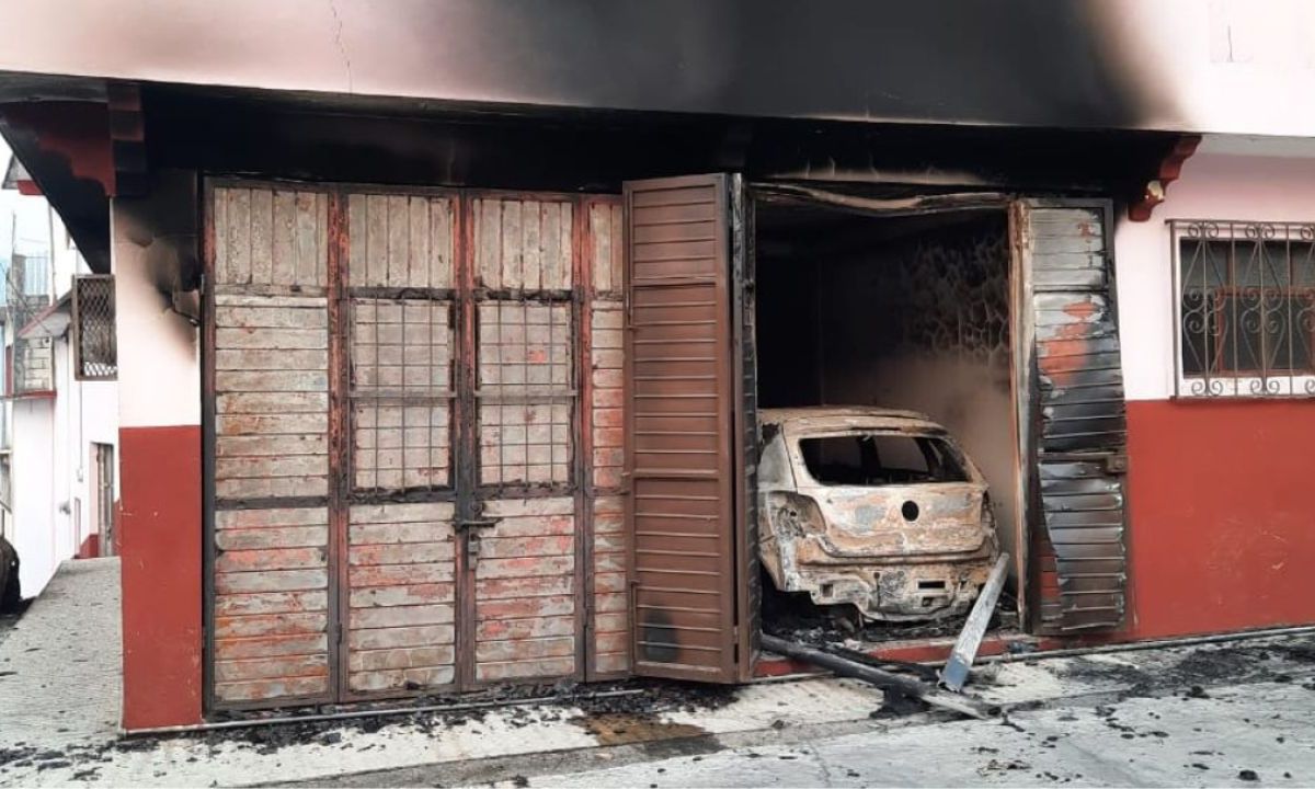 Los grupos armados quemaron casas y vehículos en un municipio de Chiapas