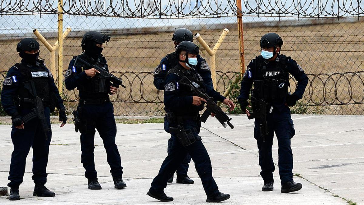 El Departamento de Justicia de EU acusó a grupos "vinculados a la banca clandestina china" de ayudar al Cártel de Sinaloa a lavar dinero.