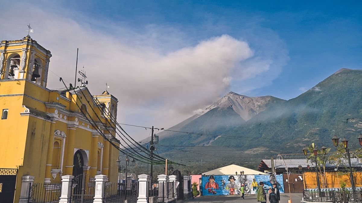 TRAGEDIA. El estruendo alertó a los habitantes cercanos, pero muchos fueron atrapados por el constante flujo piroclástico.