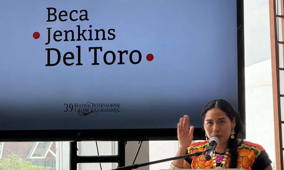 Xóchitl Enríquez Mendoza, originaria de Oaxaca, fue presentada como la ganadora de la Beca Jenkins-Del Toro 2024