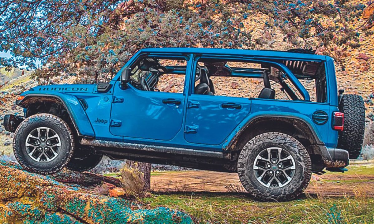 Ahora, el Wrangler marca un antes y un después en su historia con una versión en la que un motor a gasolina trabaja en conjunto con un motor eléctrico