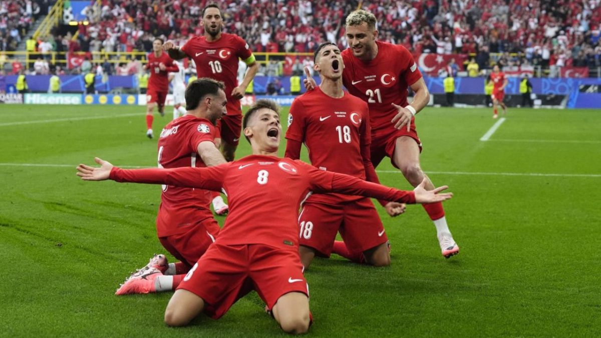 El penúltimo partido de la jornada 1 de la Eurocopa dejó al cuadro georgiano con una desventaja clara ante el cuadro turco.
