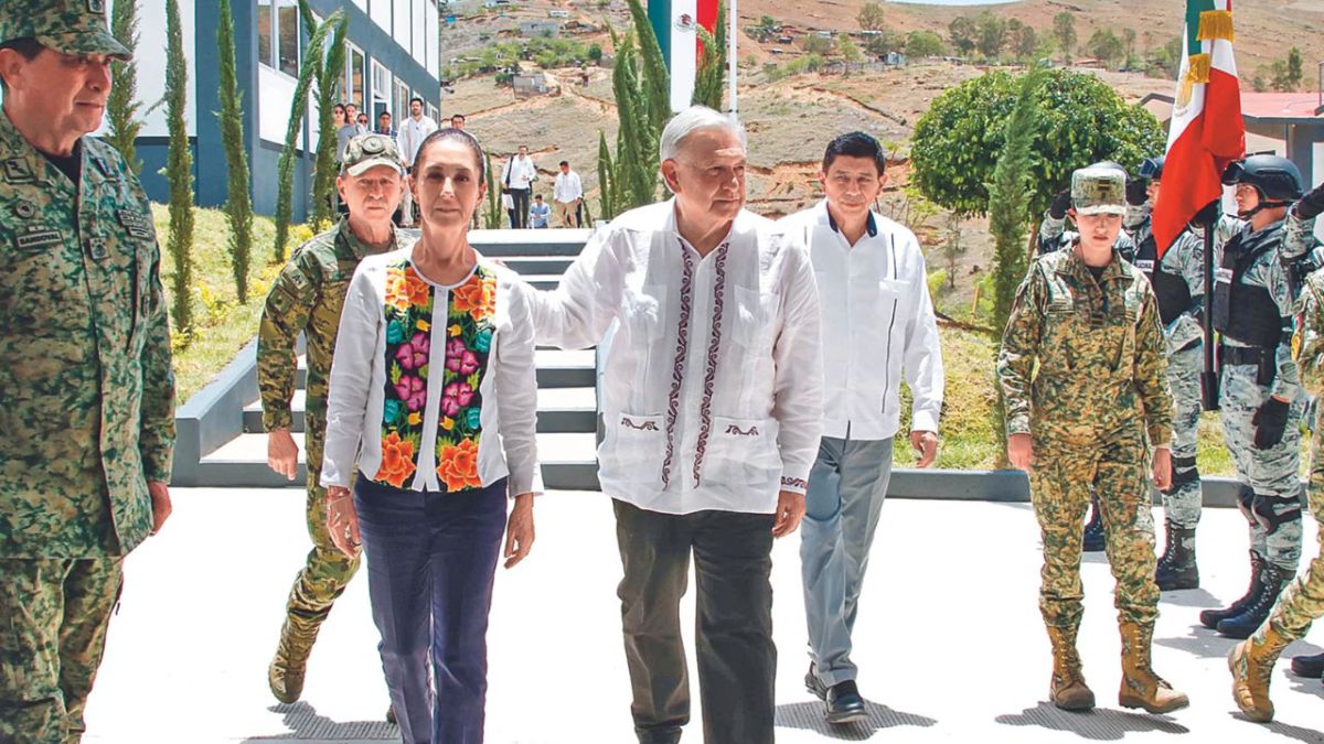 Oaxaca. Desde Santa Cruz Xoxocotlán, el presidente Andrés Manuel López Obrador y Claudia Sheinbaum presidieron la inauguración de las instalaciones de la Guardia Nacional.