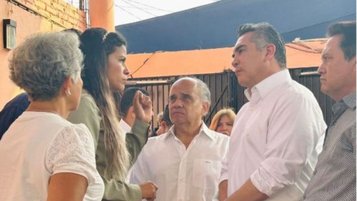 Tras el cobarde asesinato de José Alfredo Cabrera, candidato a Presidente Municipal, su viuda busca sustituir la candidatura