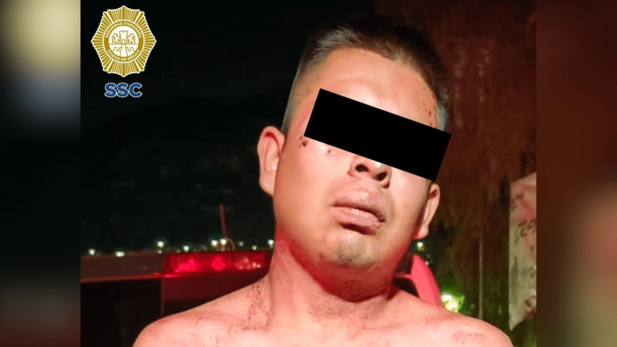 Detienen a hombre con machete