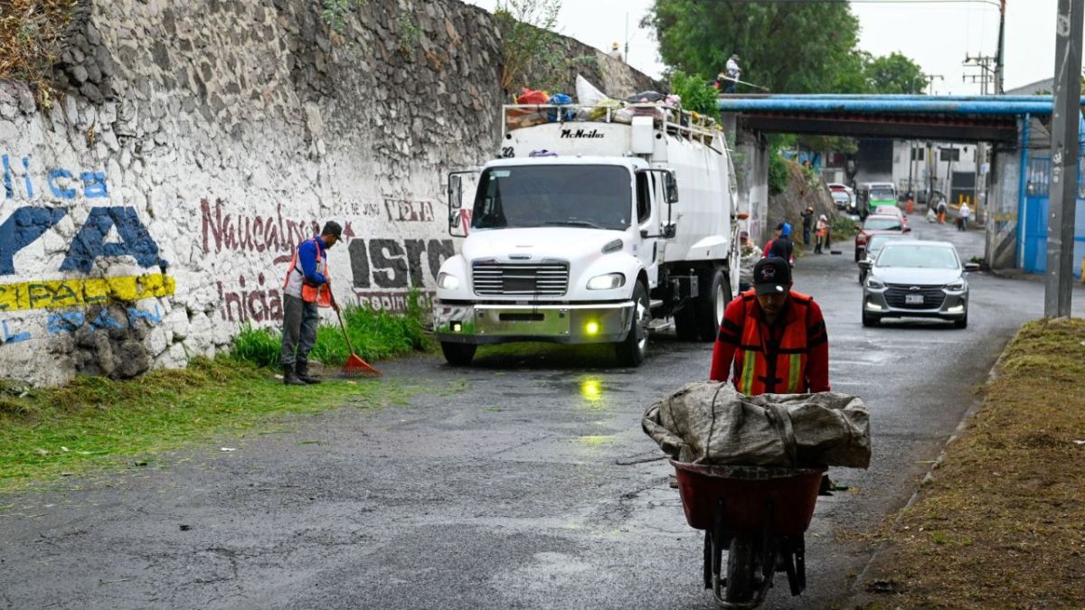 Con programa Barriendo la Casa Naucalpan busca mejorar imagen urbana