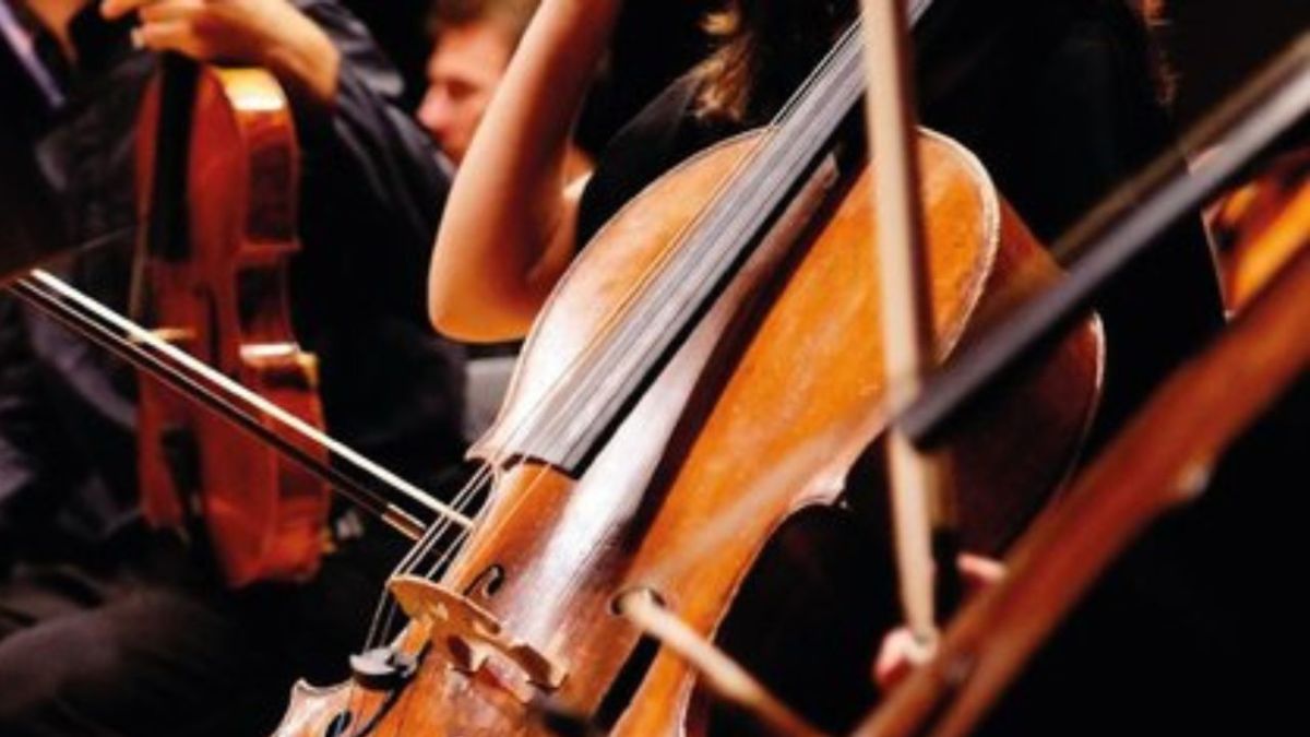 Acusan por presuntos abusos sexuales al director de la Orquesta Filarmónica de Puebla