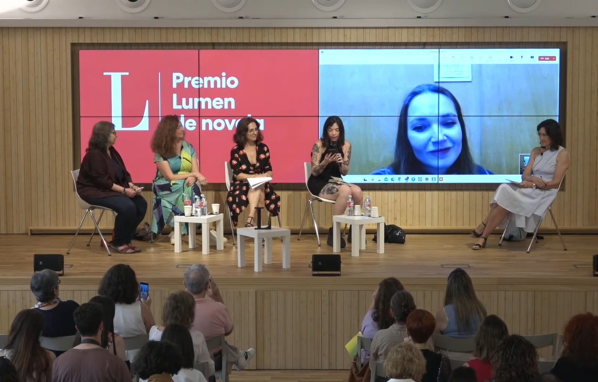 La escritora bielorrusa Natalia Litvinova fue la seleccionada ganadora del II Premio Lumen de Novela por su primera novela.