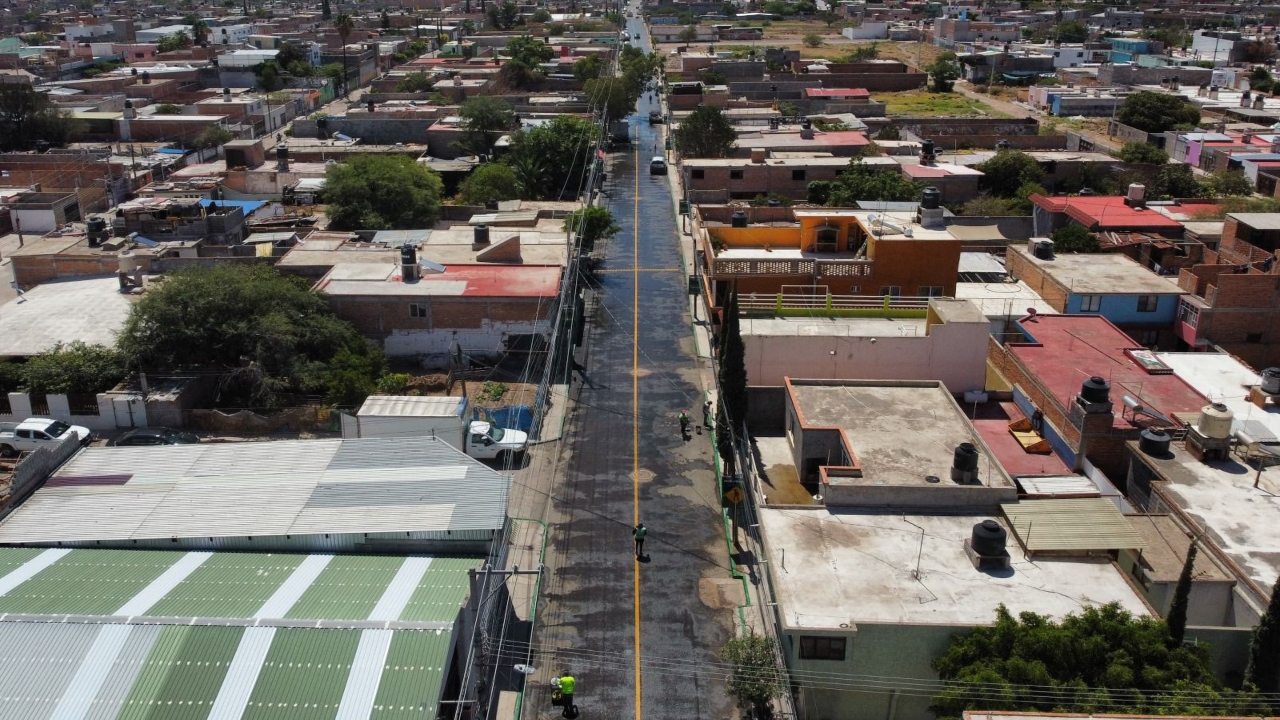 Foto: Especial/ Calle 99 fue intervenida entre las calles 24 a 26, con más de 11 mil 200 metros cuadrados de arroyo vehicular y banqueta, y la colocación de 73 descargas domiciliarias