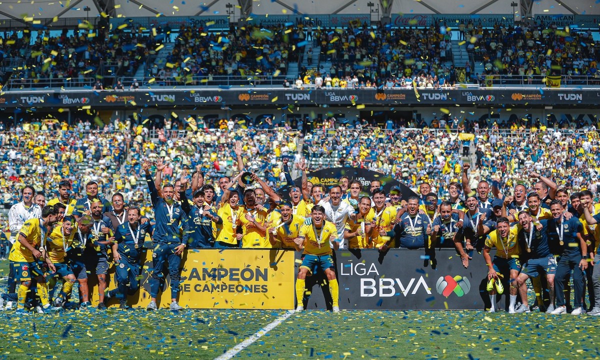 Foto: X@ClubAmerica/ LigaMX realizó su premiación anual y entrega del Balón de Oro