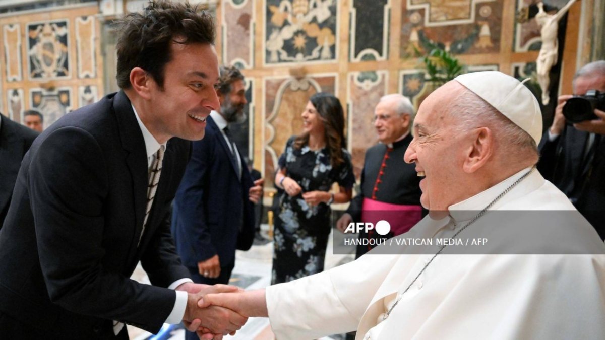 Este viernes 14 de junio, el Papa Francisco se reunió con más de 100 comediantes, actores y humoristas de 15 países en el Vaticano.