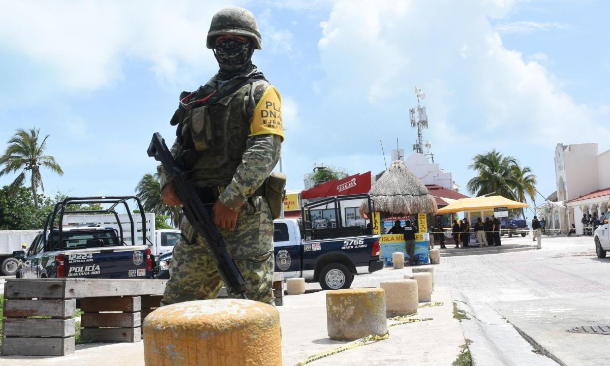 La FGE de Quintana Roo inició una carpeta de investigación por el homicidio de un hombre ocurrido en la comunidad El Gallito, en Bacalar.