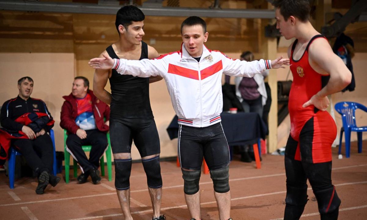 El COI autorizó a 25 deportistas rusos y bielorrusos a participar en los Juegos Olímpicos de París 2024, pero bajo una bandera neutral.