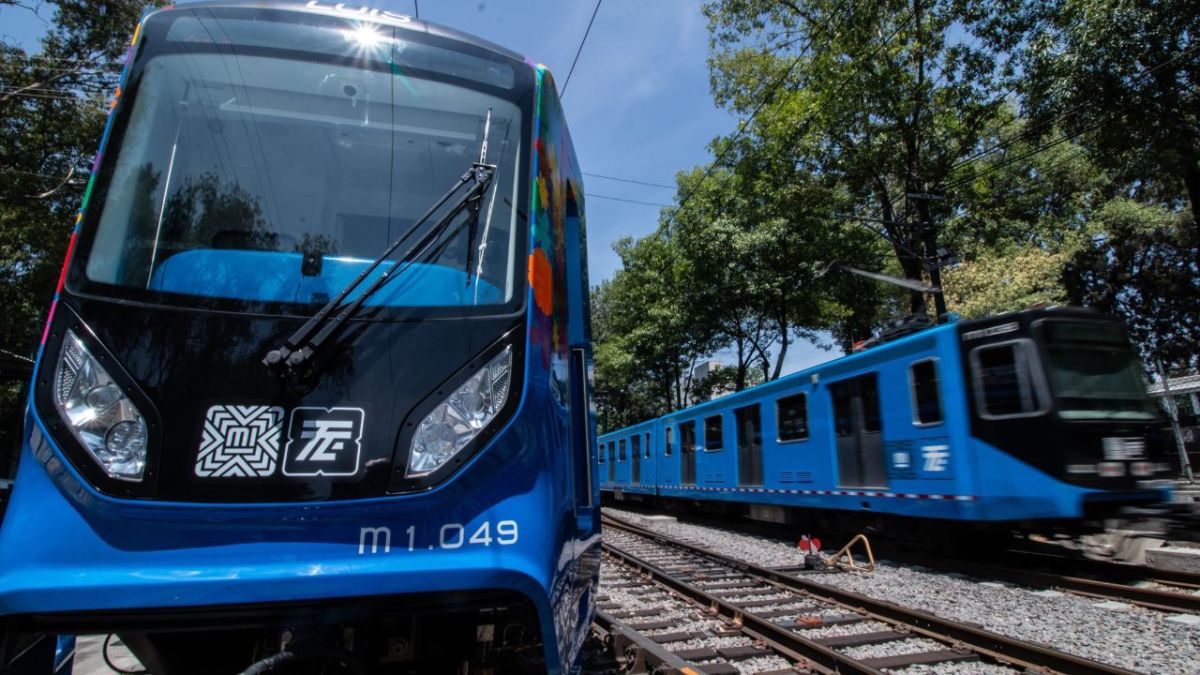 Equipo. El Gobierno capitalino, a través de la Secretaría de Movilidad, confirmó que el parque del Tren Ligero es de 20 convoyes.