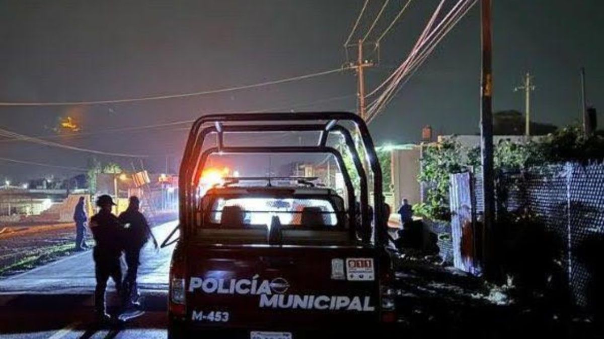 Cerco. La policía municipales y estatales intentaron rescatar a los inculpados, pero no lo lograron. Tras el incidente, resguardaron la zona y auxiliaron a una lesionada