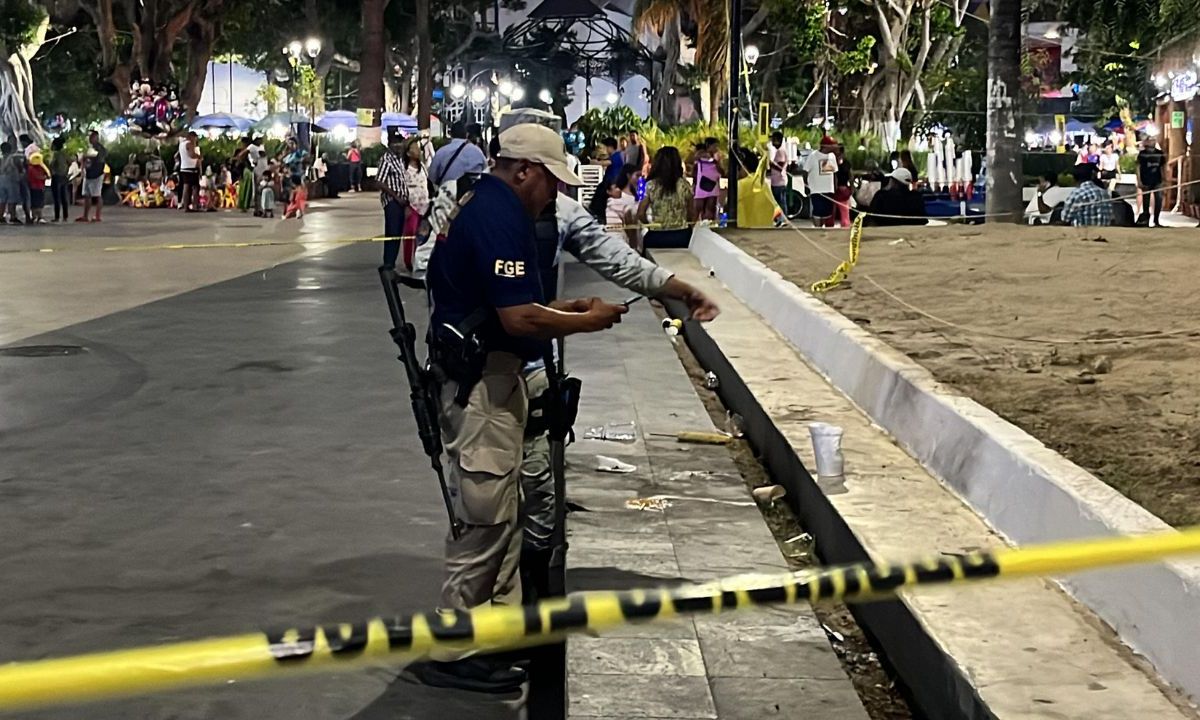 Guerrero. La explosión del domingo pasado en el Zócalo.