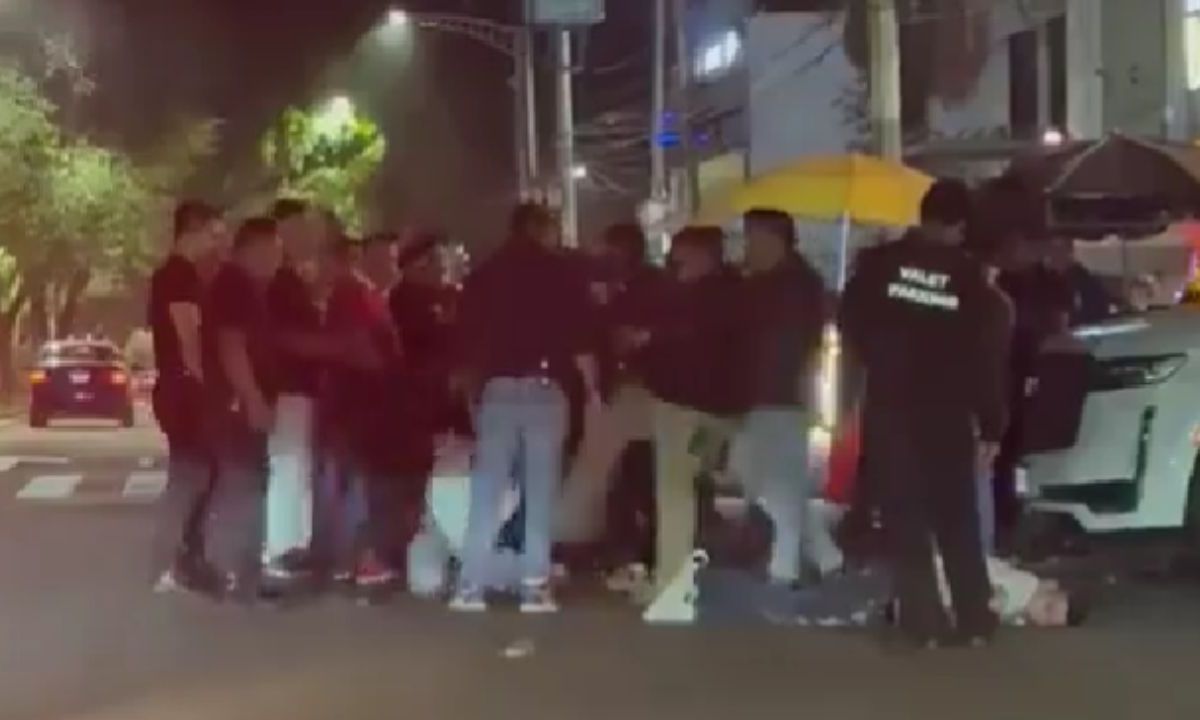 Captan golpiza a jóvenes en las afueras del "Bar Bunny" en Tlalpan