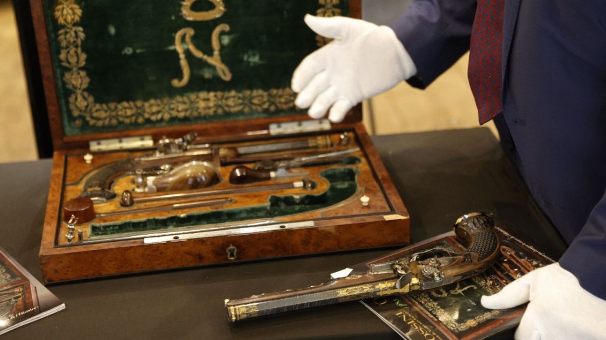 Francia quiere conservar dos pistolas de Napoleón Bonaparte