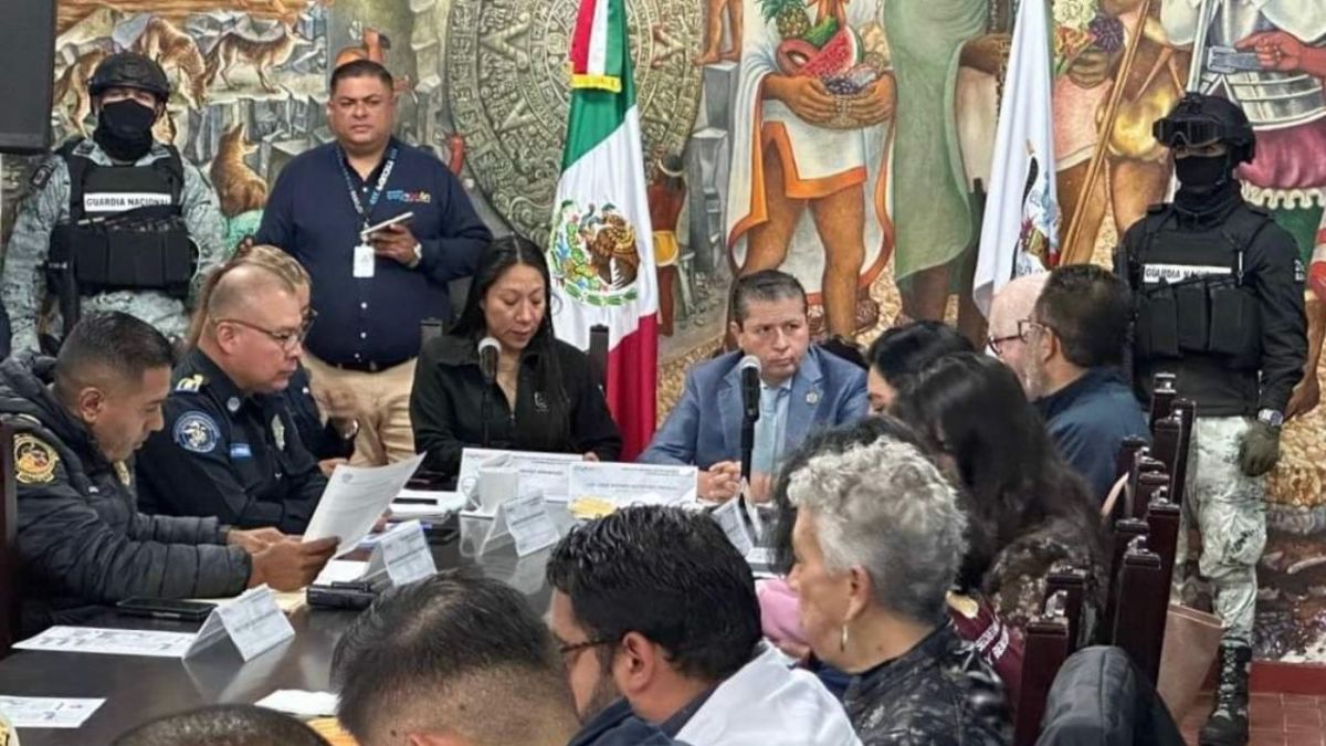 Ni azulitos ni cerveza: Alcalde de Coyoacán pide a Batres apoyo contra chelerías