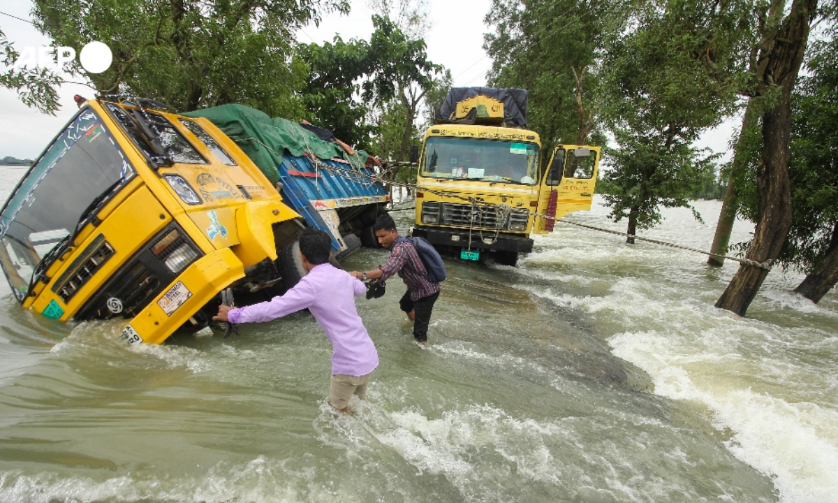 Lluvias e inundaciones dejan 174 muertos en India, Nepal y Bangladés
