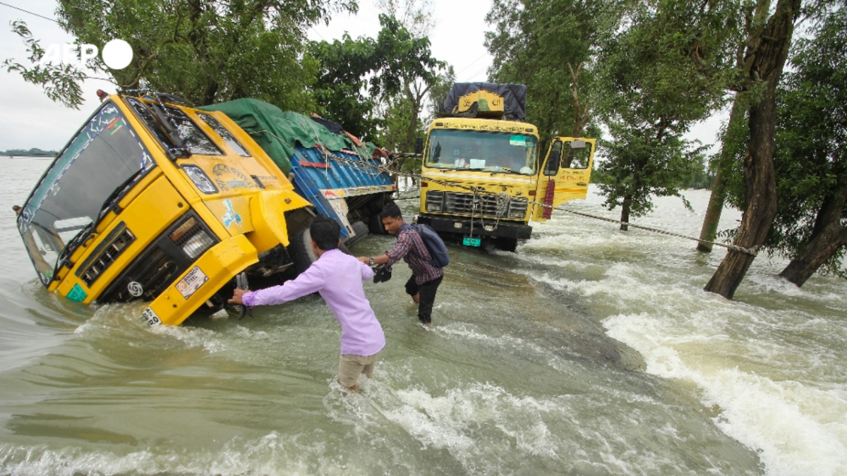 Lluvias e inundaciones dejan 174 muertos en India, Nepal y Bangladés