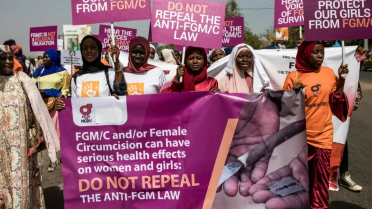 Gambia rechaza un proyecto de ley que pretende despenalizar la mutilación genital femenina