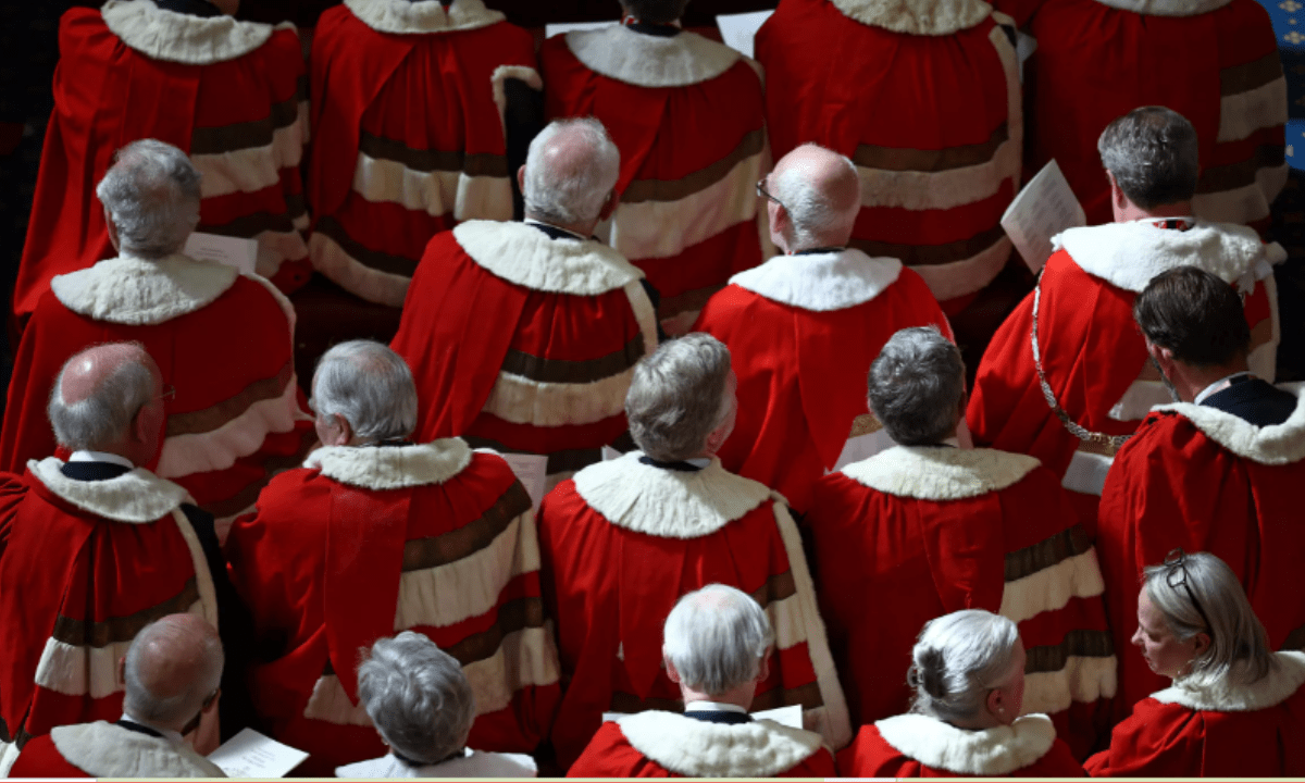 Reino Unido propone suprimir el derecho hereditario en la Cámara de los Lores