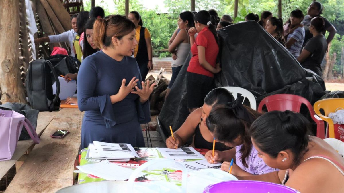 Hidalgo replica estrategia nacional para reactivar la economía de mujeres