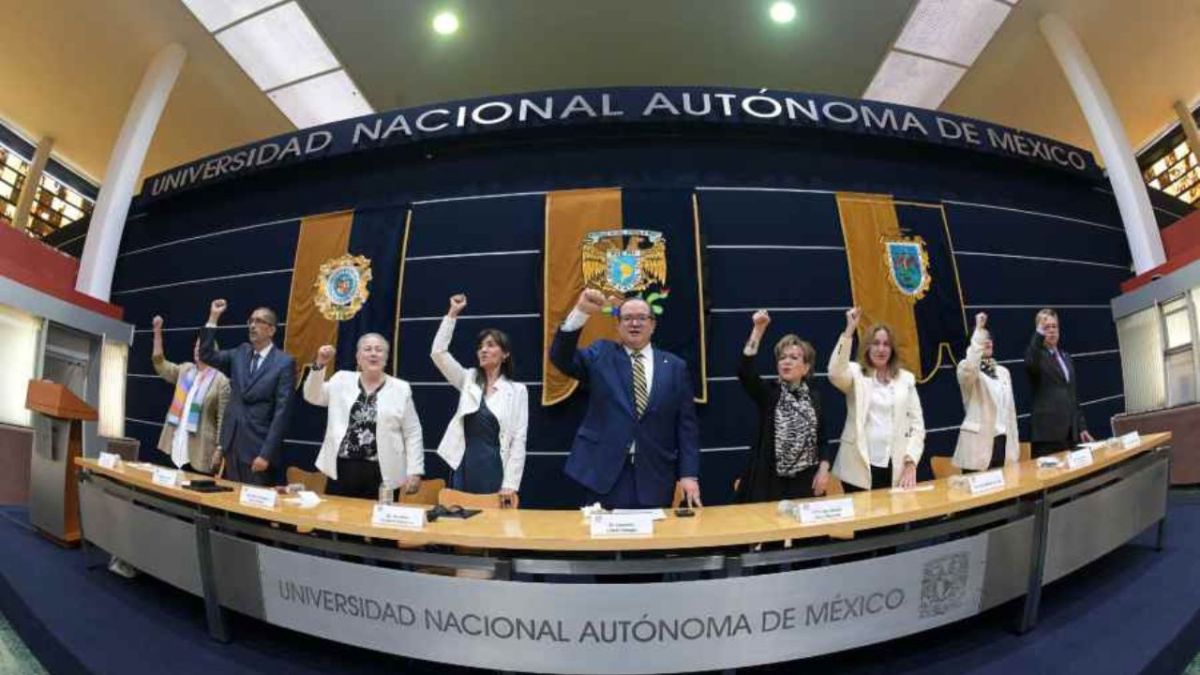 Conmemora la UNAM los 95 años de autonomía