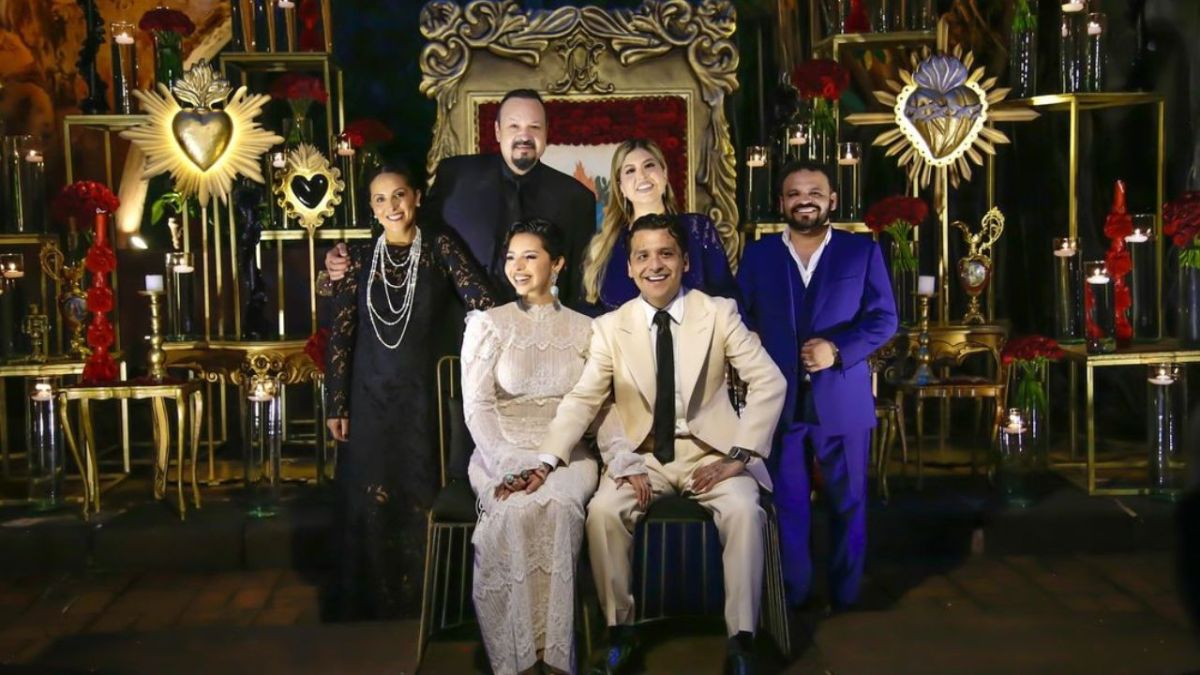 Respeto y responsabilidad es indispensable: Pepe Aguilar felicita a Christian  Nodal y Ángela Aguilar por boda - 24 Horas