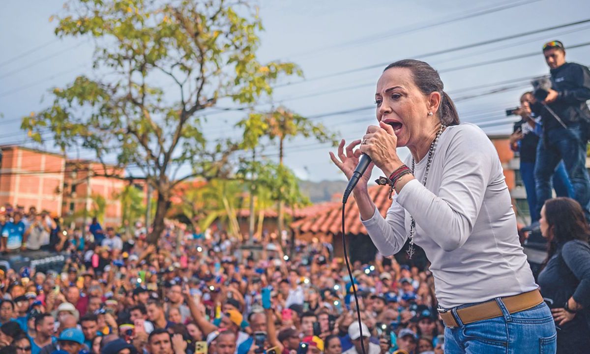 OPOSITORA. María Corina Machado denuncia medidas coercitivas del gobierno chavista de Maduro.