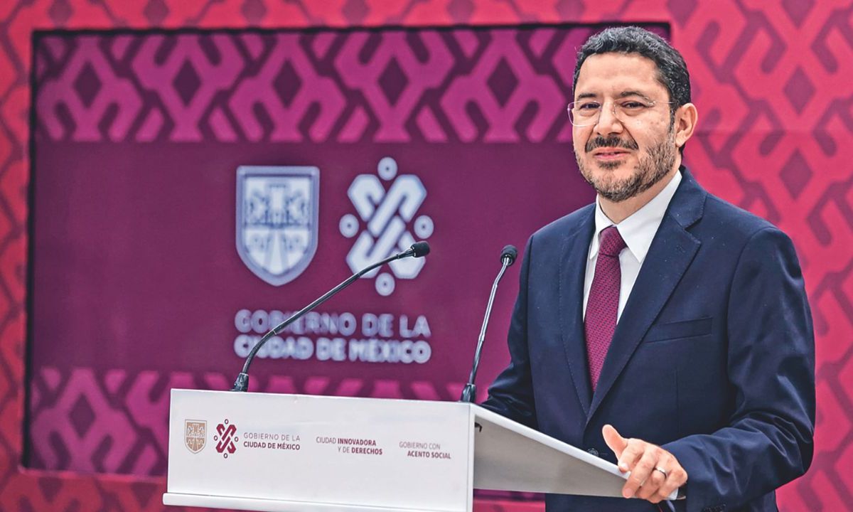 Beneficio. El jefe de Gobierno, Martí Batres, aseguró que esta iniciativa contribuirá a que la capital se consolide competitivamente a nivel global.