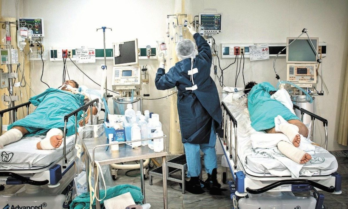 PRECAUCIÓN. Autoridades de salud piden no bajar la guardia y retomar algunas medidas para evitar contagios de Covid-19.