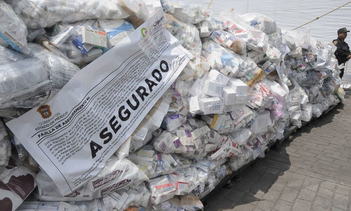 Riesgo. La Sedesa capitalina alertó que estos productos prometen efectos curativos sin tener evidencia científica, por lo que su consumo puede tener efectos graves a la salud.