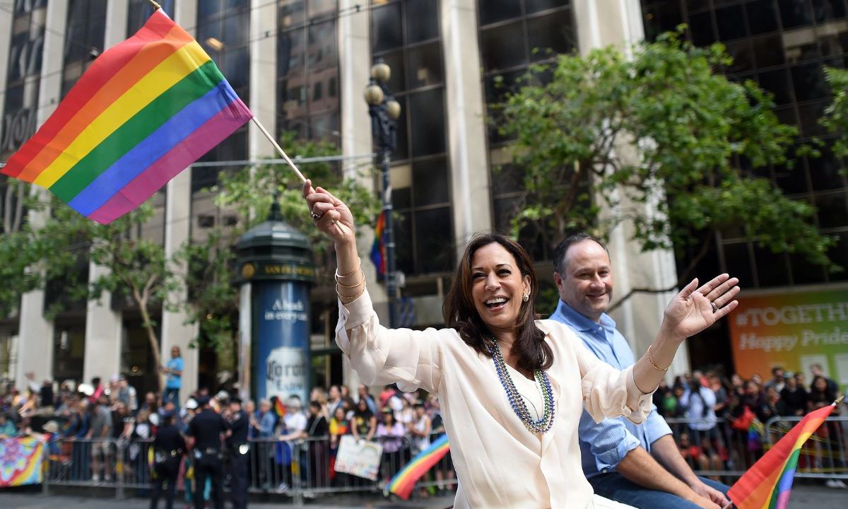 Kamala Harris, nació el 20 de octubre de 1964, en Oakland, California, es conocida por su trayectoria que encarna el sueño americano