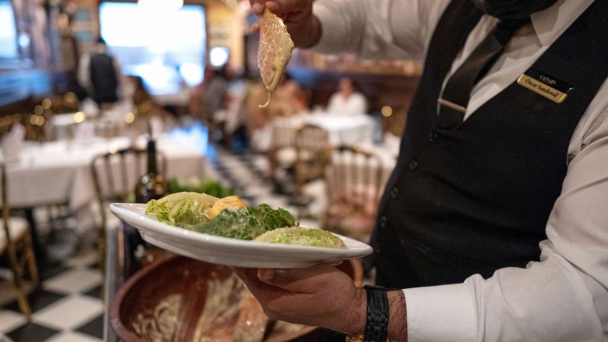 Tijuana celebró este fin de semana los 100 años de la creación de la ensalada César, un platillo popular que puede encontrarse en restaurantes de todo el mundo