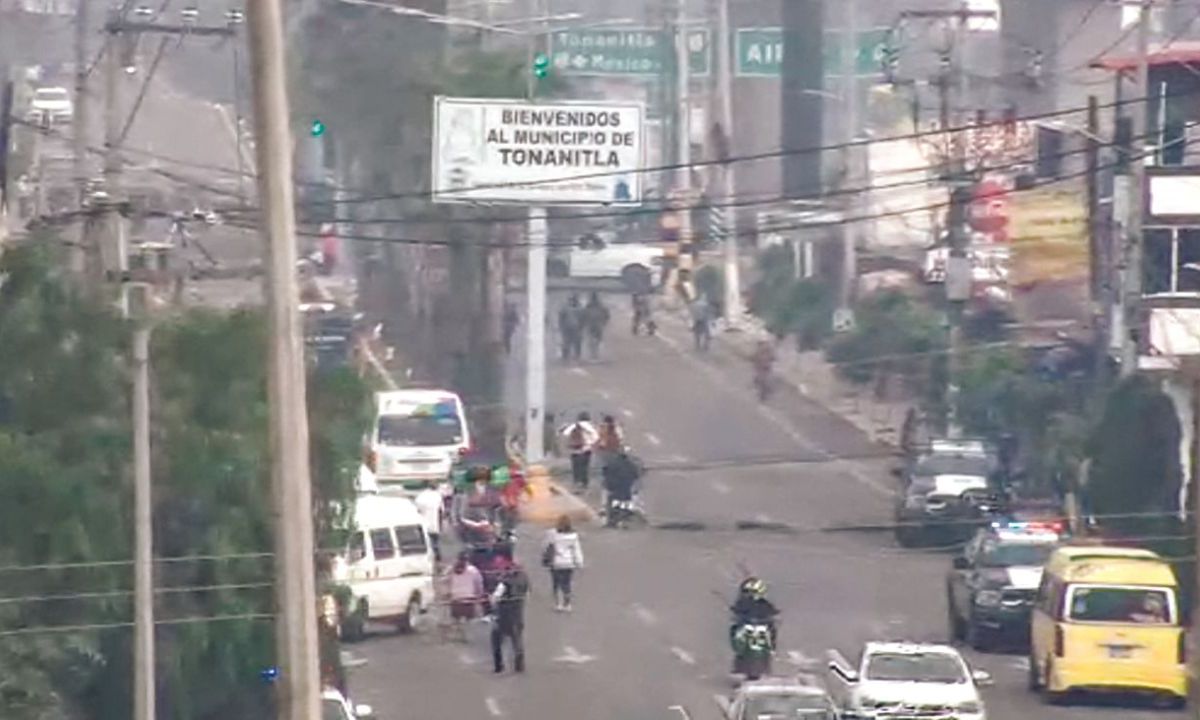 Habitantes de Tonanitla realizaron varios bloqueos en las vías de acceso al Aeropuerto Internacional Felipe Ángeles (AIFA) en protesta por diversos conflictos territoriales