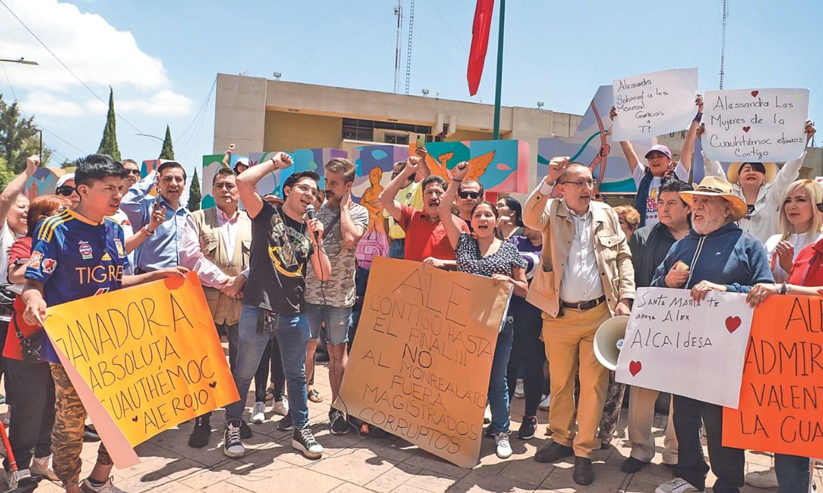 Apoyo. Habitantes de Cuauhtémoc se manifestaron en la alcaldía para pedir respeto al resultado y no estar bajo el capricho de Morena.