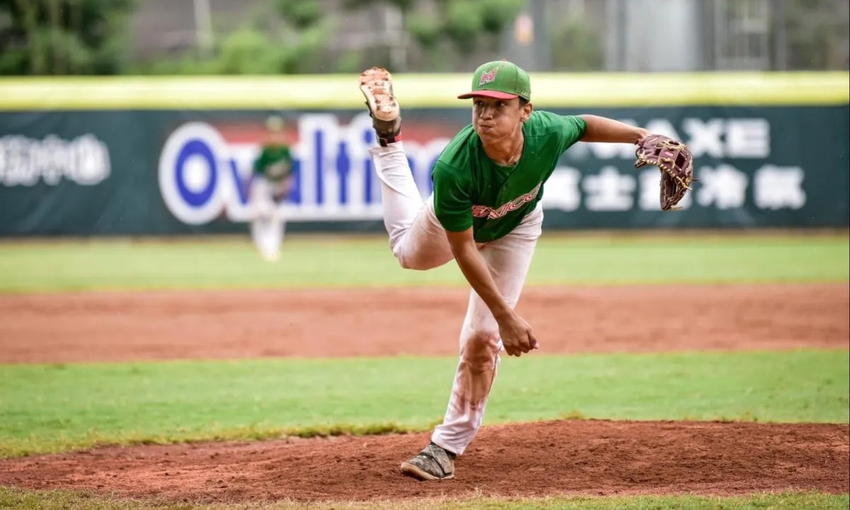 Foto: Especial/ Ezequiel Rivera, firma con los Dodgers de los Ángeles