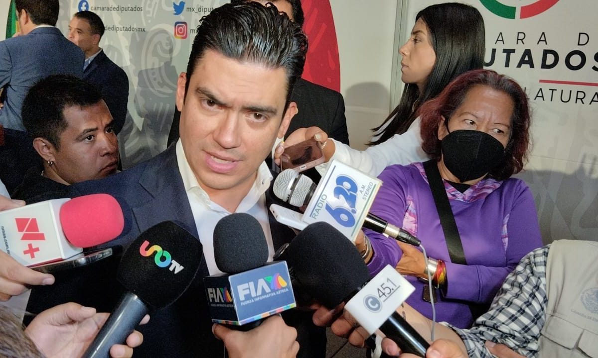 El coordinador de los diputados federales del PAN, Jorge Romero, aseveró que es momento de hacer una pausa a la alianza con el PRI.